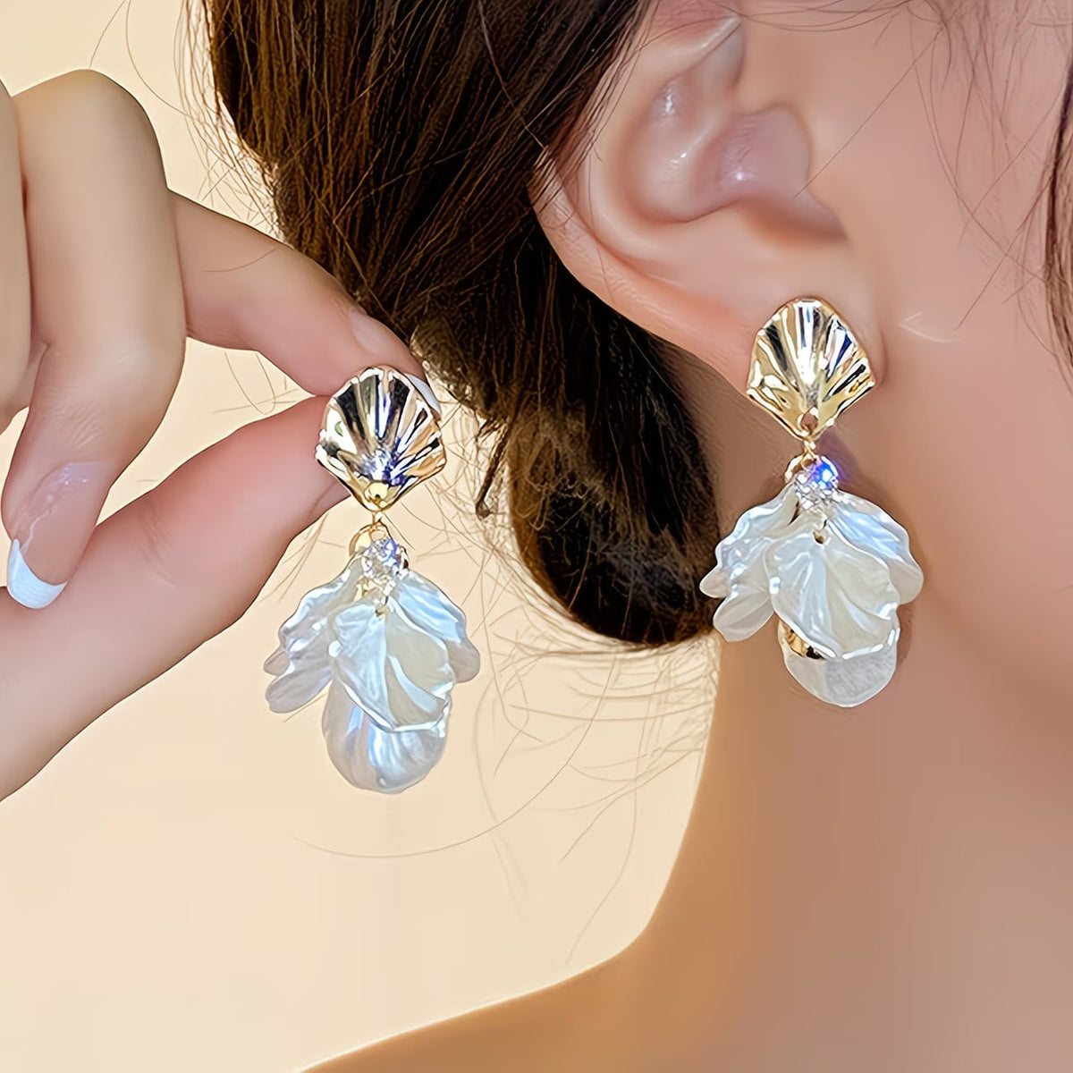 ELSA | THE FROSTED PETAL PEARL EARRINGS