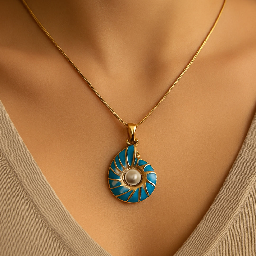 MARISSA | SEASHELL PEARL PENDANT NECKLACE