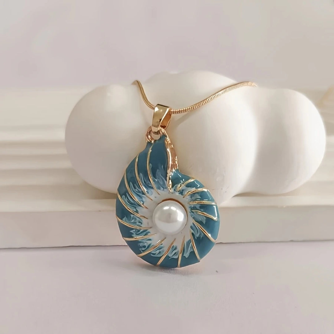 MARISSA | SEASHELL PEARL PENDANT NECKLACE