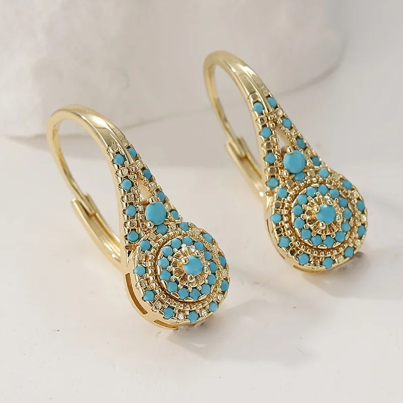 FIORA | ELEGANT PEARL BLOOM EARRINGS